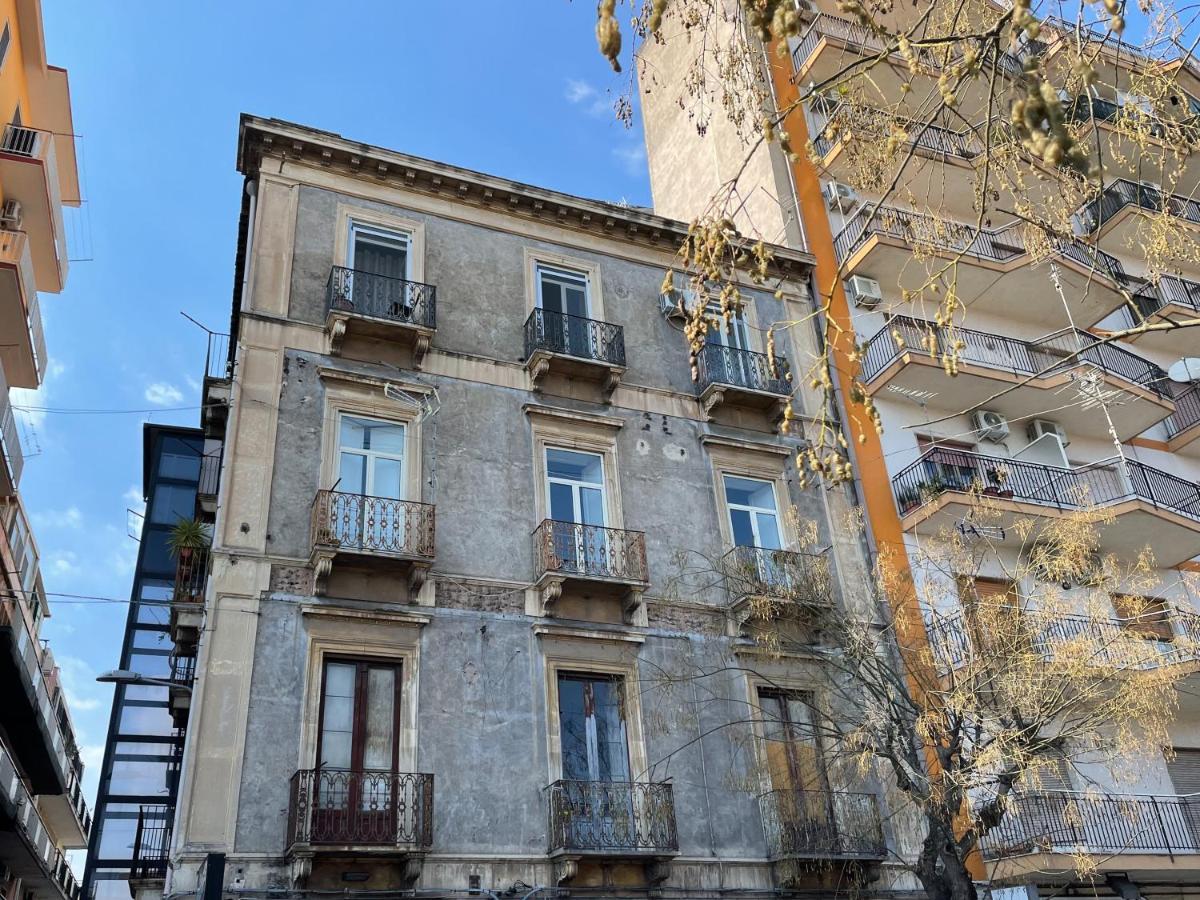 Historic Center New Apartment - Catania Stays Екстериор снимка